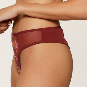 Lingadore String Port