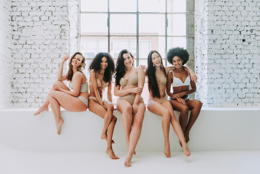 Pretty Woman Bras, women in underwear